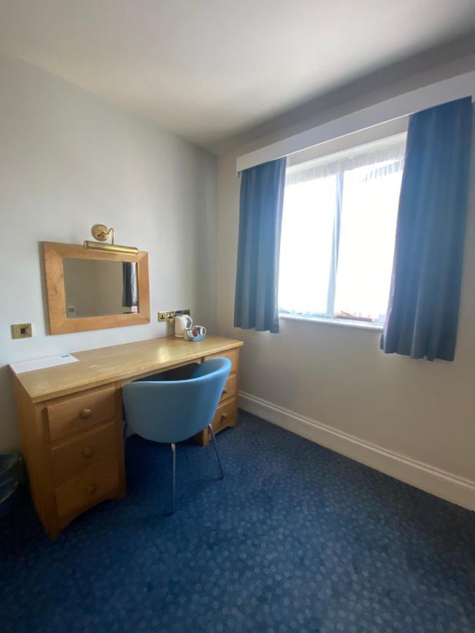 Ibis Budget Bromsgrove Eksteriør billede