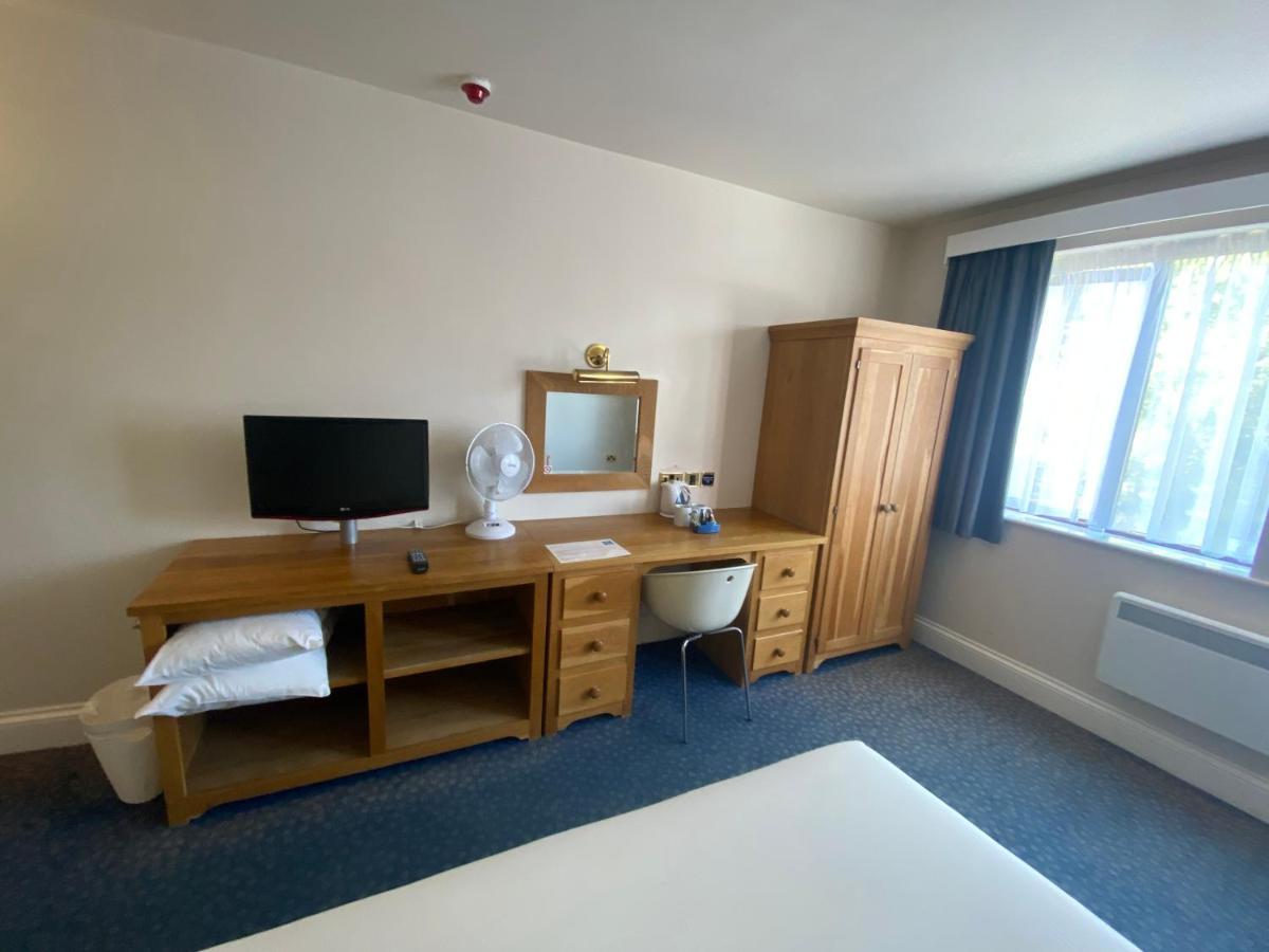 Ibis Budget Bromsgrove Eksteriør billede