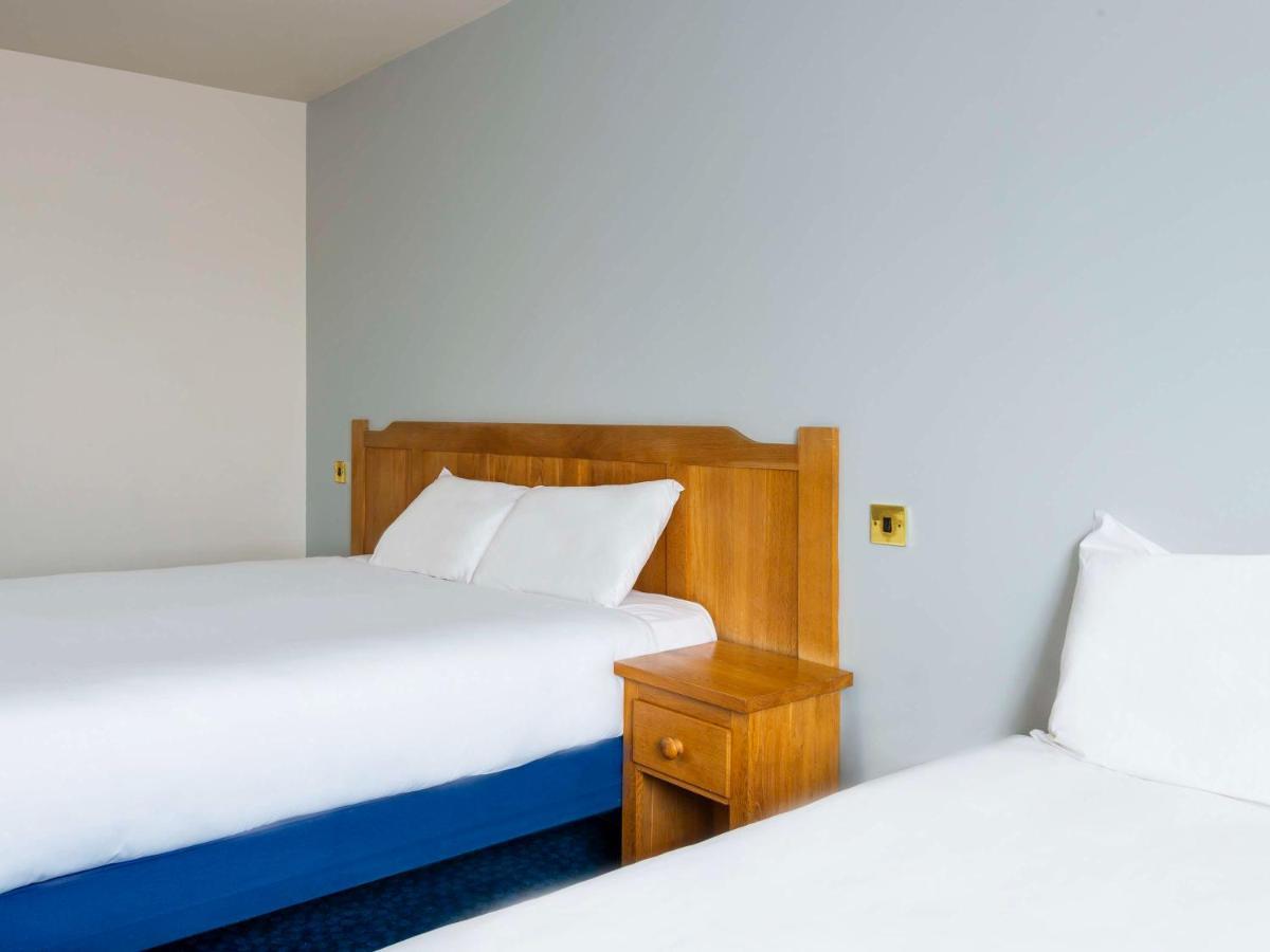 Ibis Budget Bromsgrove Eksteriør billede